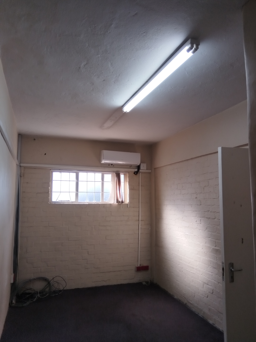 18 Bedroom Property for Sale in Belgravia Northern Cape